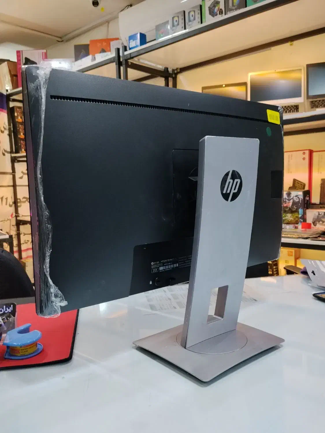 مانیتور ۲۴ اینچ اچ پی مدل hp elitedisplay E240|قطعات و لوازم جانبی رایانه|بجنورد, |دیوار