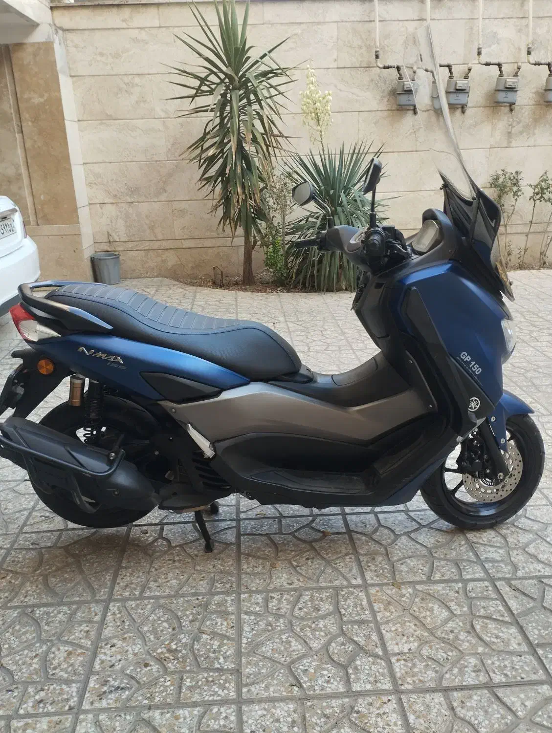 Nmax مدل 1402 کم کار در حد صفر|موتورسیکلت|تهران, باشگاه نفت|دیوار