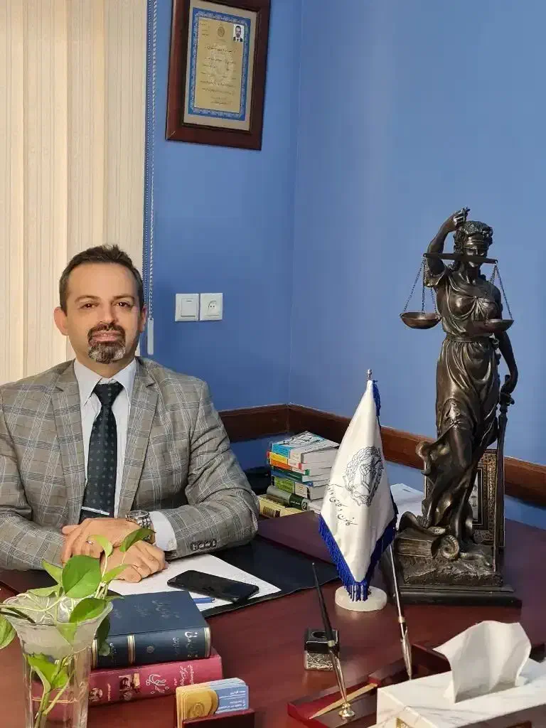 وکیل دادگستری و خدمات حقوقی|خدمات مالی، حسابداری، بیمه|تهران, جمال‌زاده|دیوار