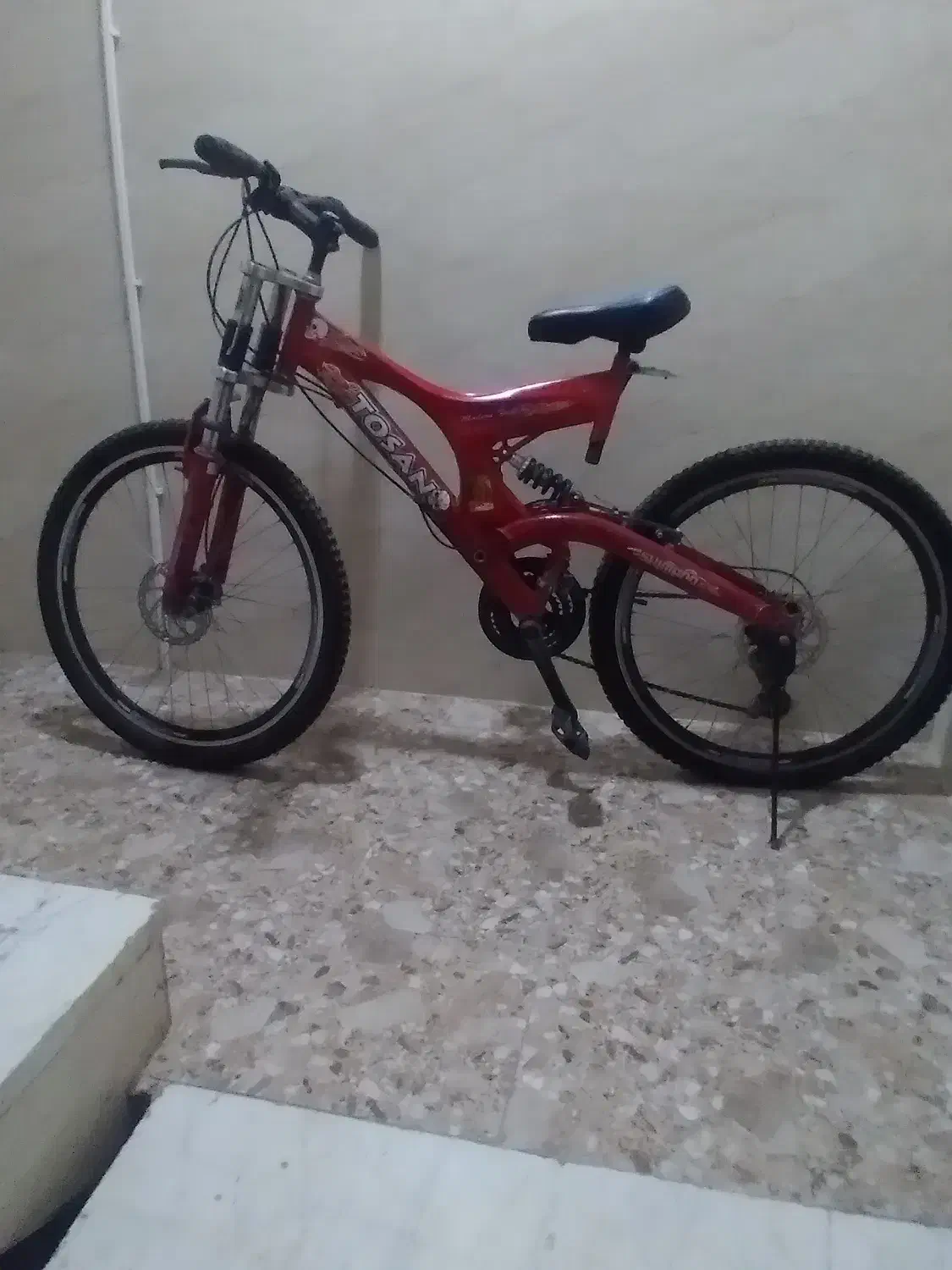 دوچرخه ۲۶|دوچرخه، اسکیت، اسکوتر|ایوان, |دیوار