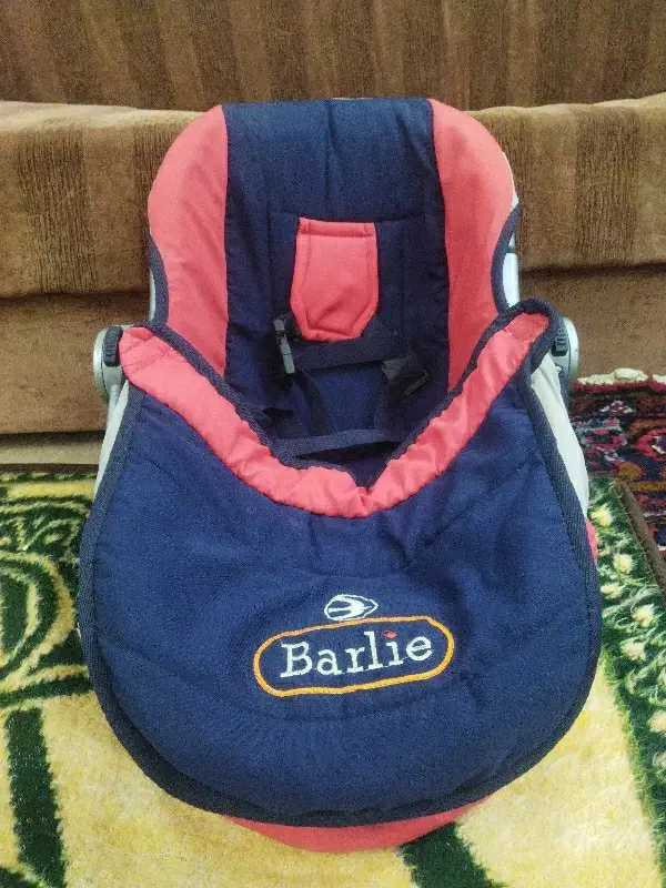 کریر|کالسکه و لوازم جانبی|تبریز, |دیوار