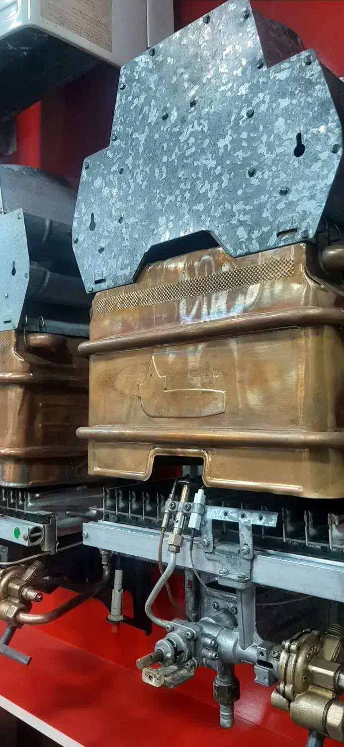 آبگرمکن ۳۱۱۵ ضمانت ۱ساله کتبی|آبگرمکن، پکیج، شوفاژ|اصفهان, خانه اصفهان|دیوار