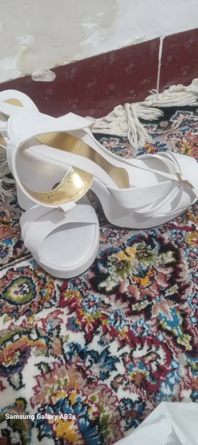 کفش تازه استفاده نشده|کیف، کفش، کمربند|بانه, |دیوار