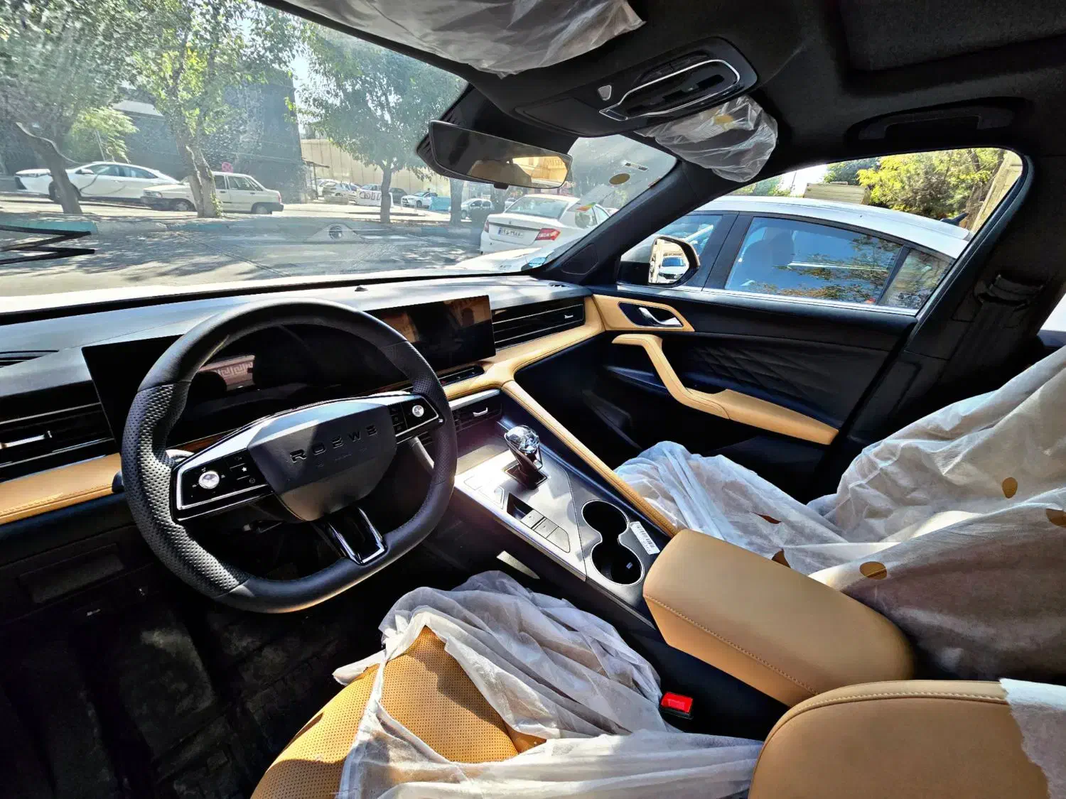 خودرو رووی هیبریدی eRX35 داخل مارون/مدل 2024 صفر|خودرو سواری و وانت|تهران, درختی|دیوار