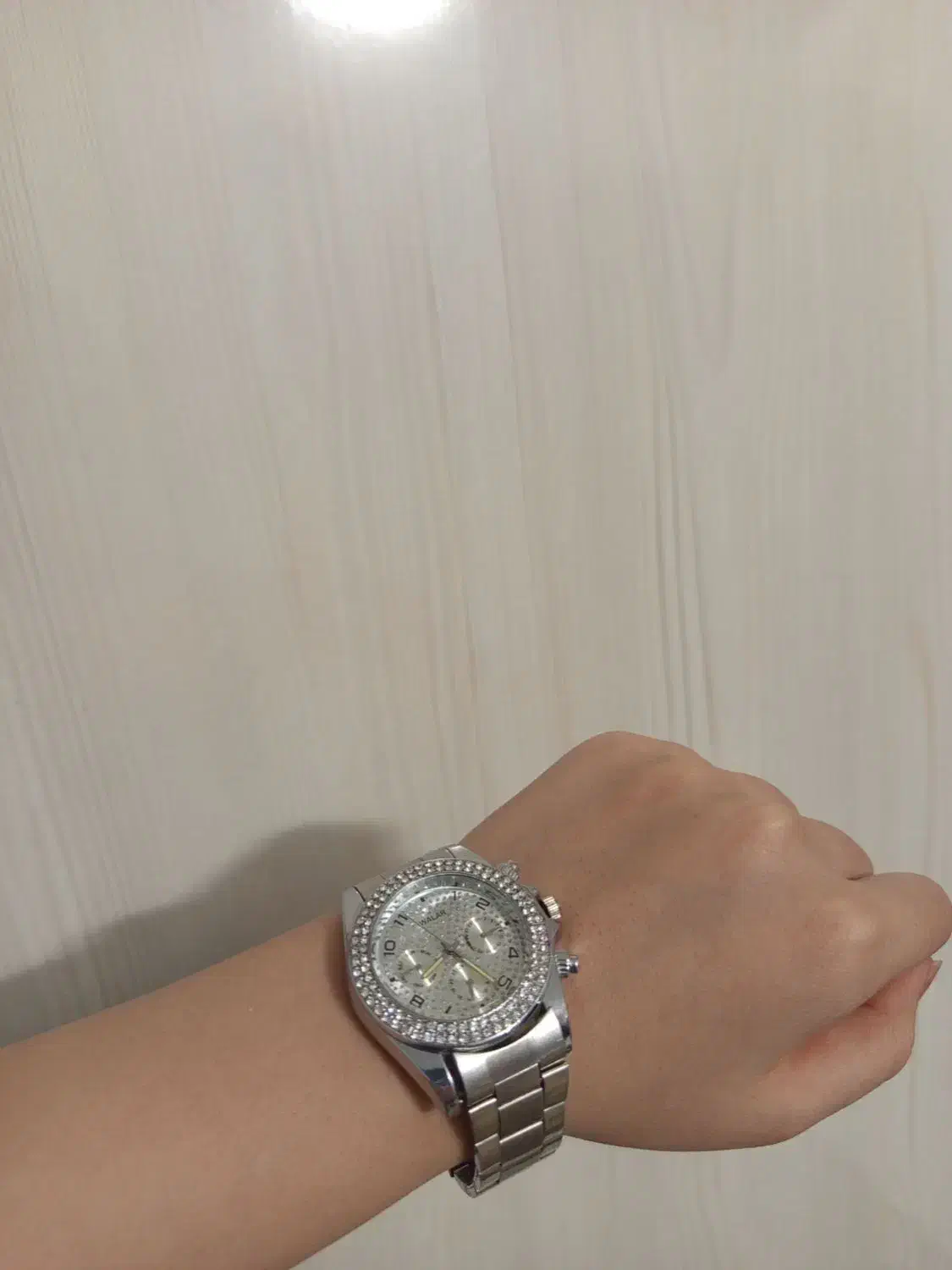 ساعت|ساعت|نیشابور, گنبد سبز|دیوار