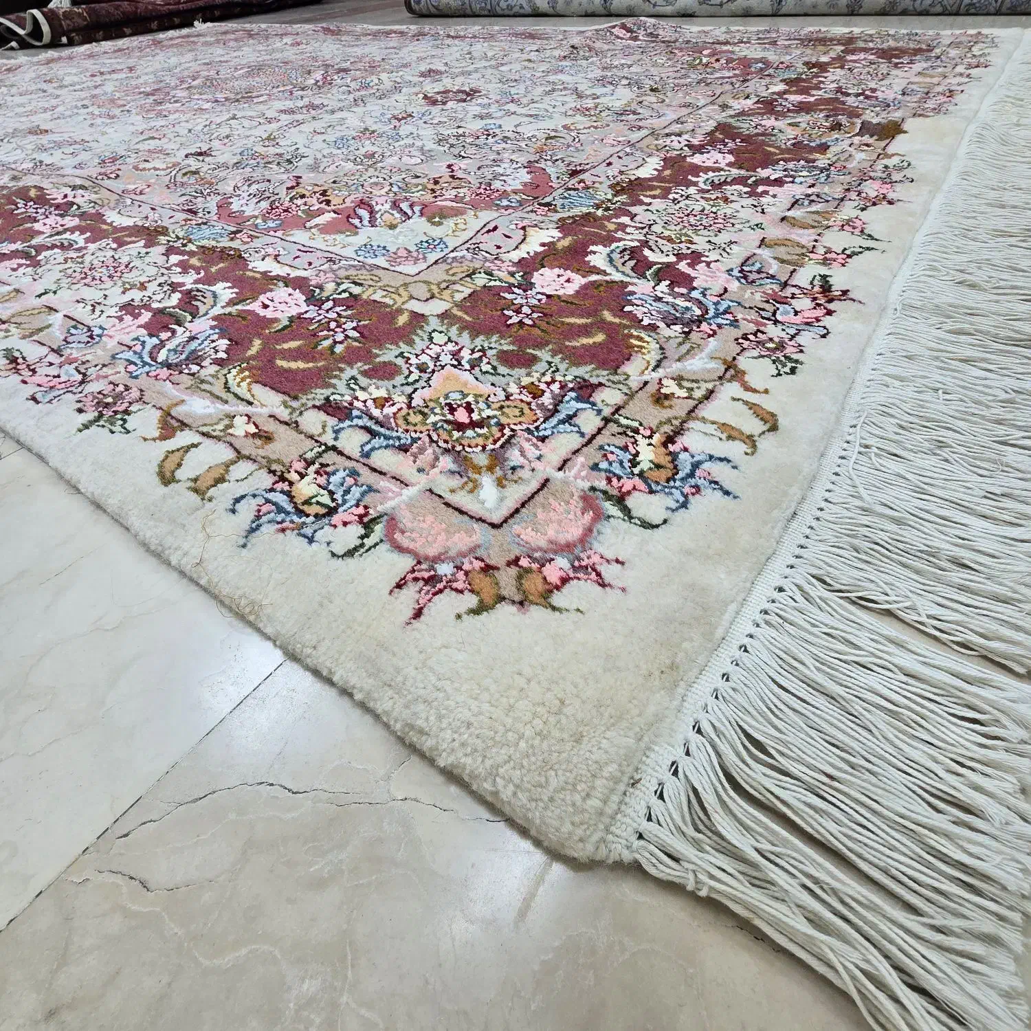 فرش جفت ۶ متری دستباف ۳۰ رج تبریز نو|فرش|تهران, ونک|دیوار