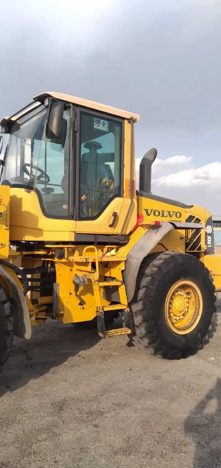 لودر ال ۹۰ مدل ۲۰۰۷|خودرو سنگین|ورزنه, |دیوار