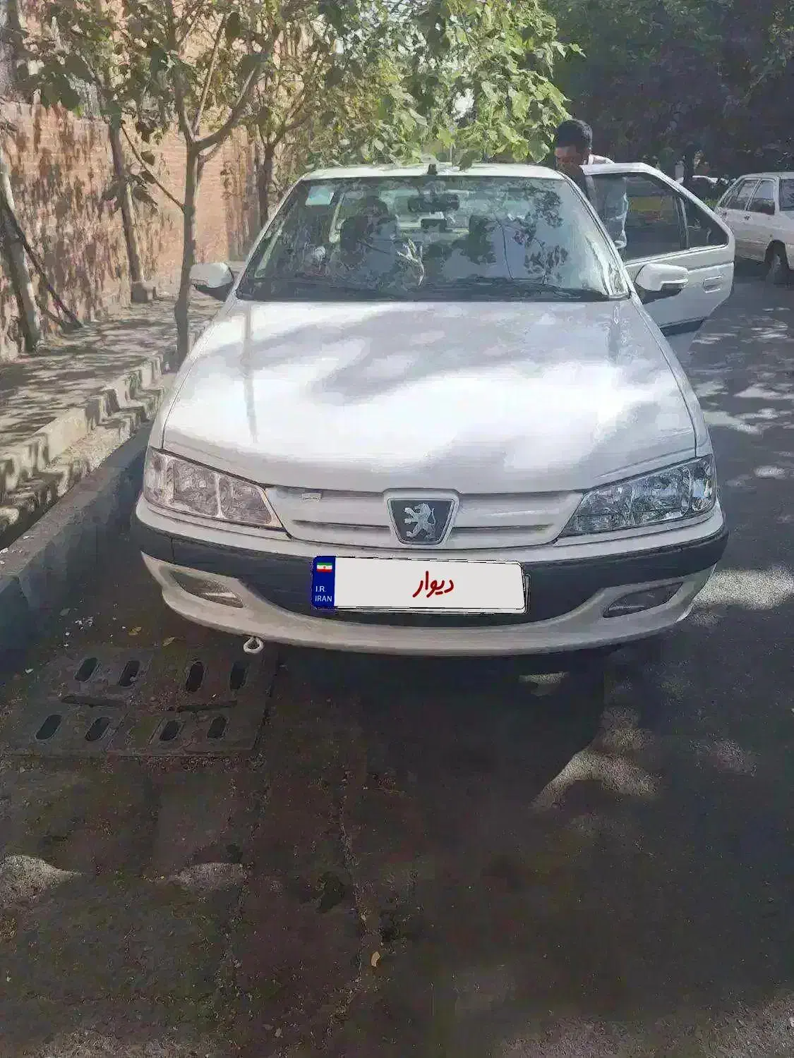 پژوپارس تیوفایو مدل 1398اتومات بدون رنگ کم کار|خودرو سواری و وانت|ری, شهادت|دیوار