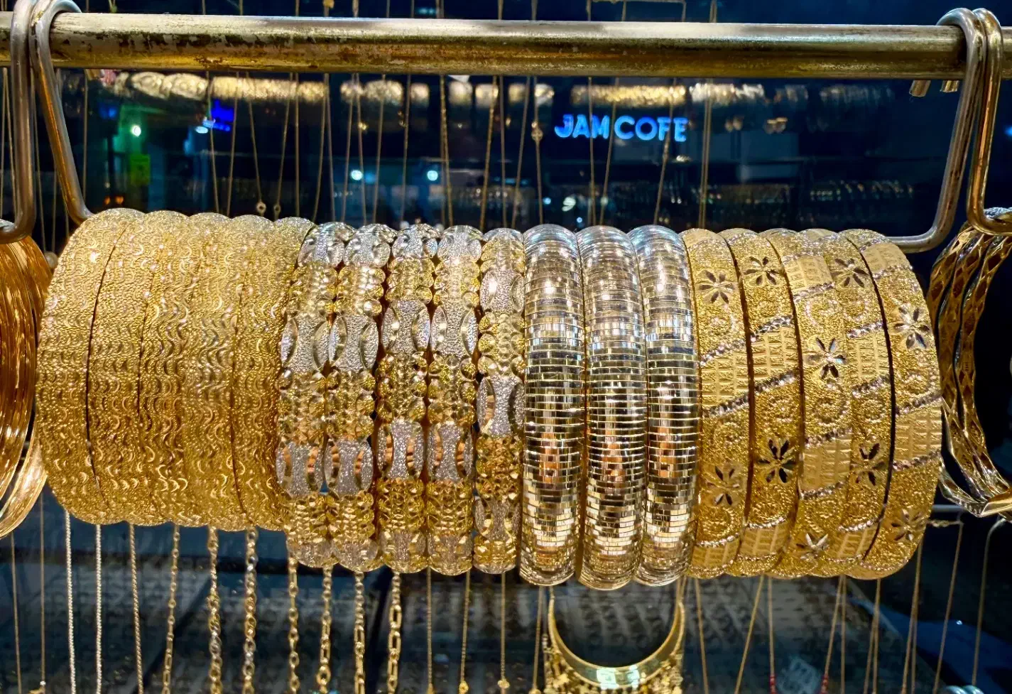 طلاها نونو هستن فقد ۸درصد|جواهرات|جم, |دیوار