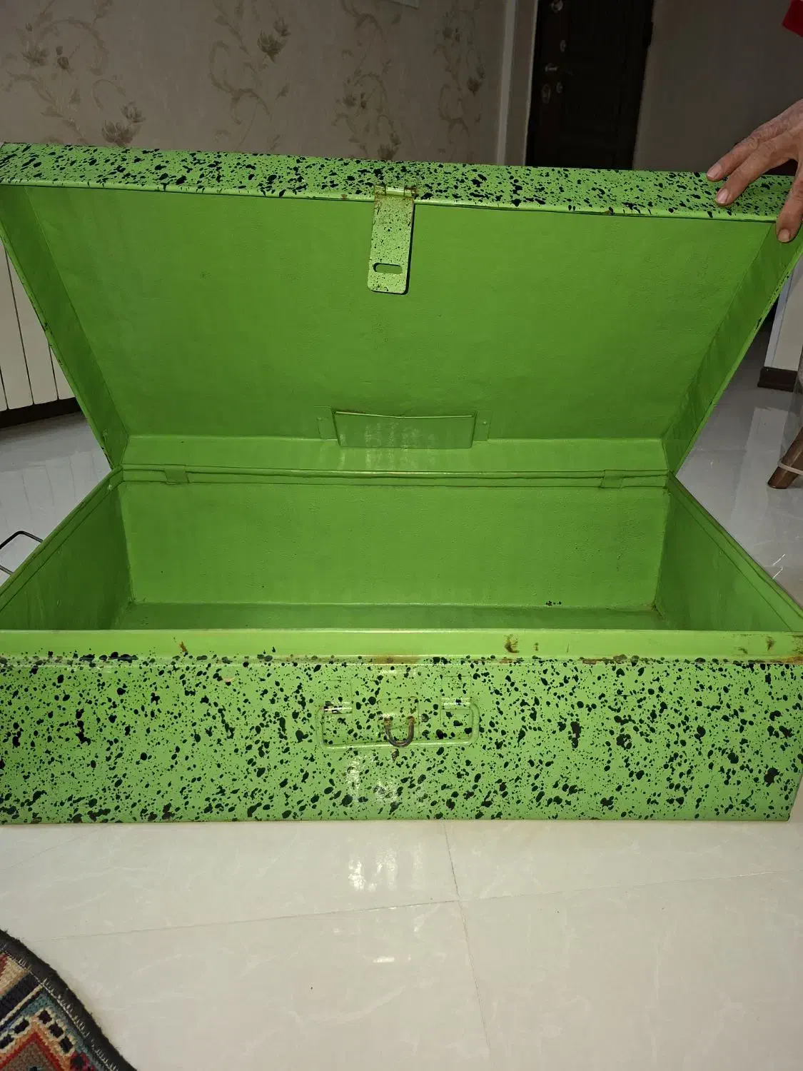 صندوق آهنی|کتابخانه، شلف، قفسه‌های دیواری|مشهد, مشکینی (شهرک غرب)|دیوار