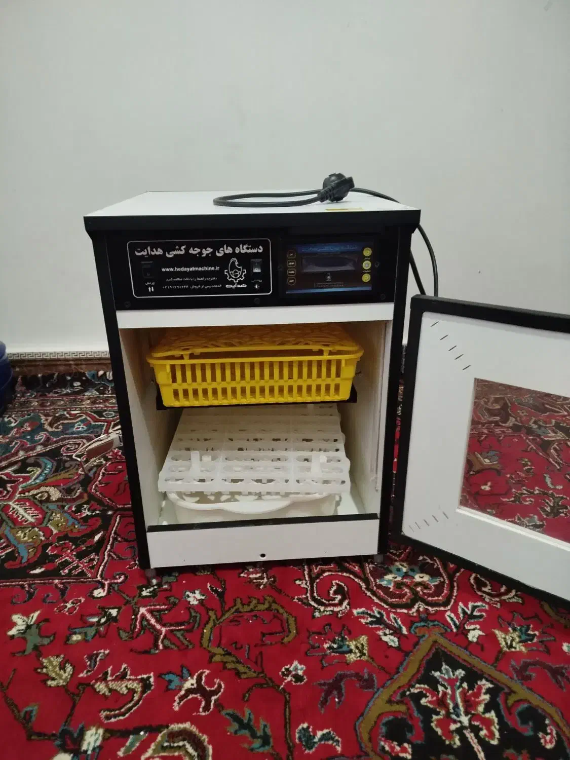 دستگاه جوجه کشی هدایت|ماشین‌آلات صنعتی|نقده, |دیوار