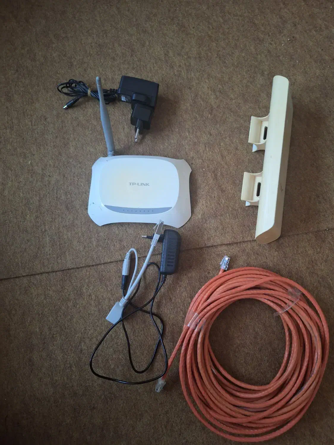 را اندازی یکساعته اینترنت وایرلس|مودم و تجهیزات شبکه|شیراز, میانرود|دیوار