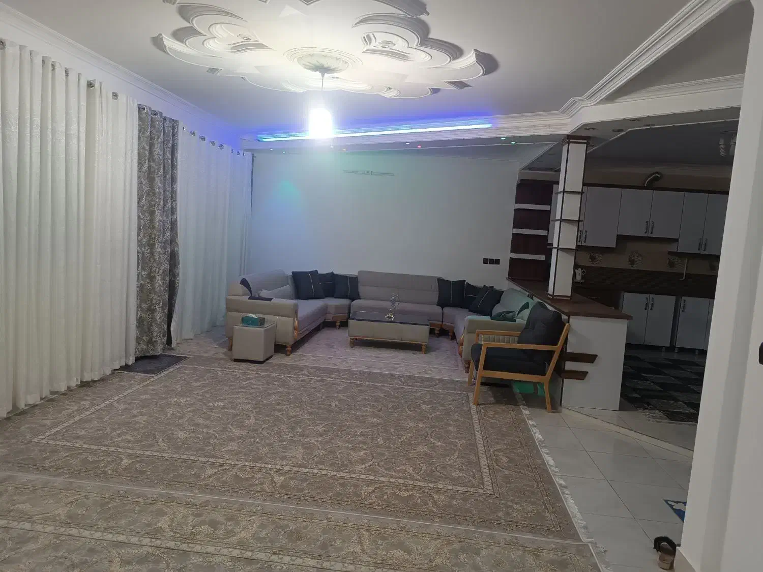 فروش خانه ویلایی دوطبقه میدان دولت|فروش خانه و ویلا|سربیشه, |دیوار