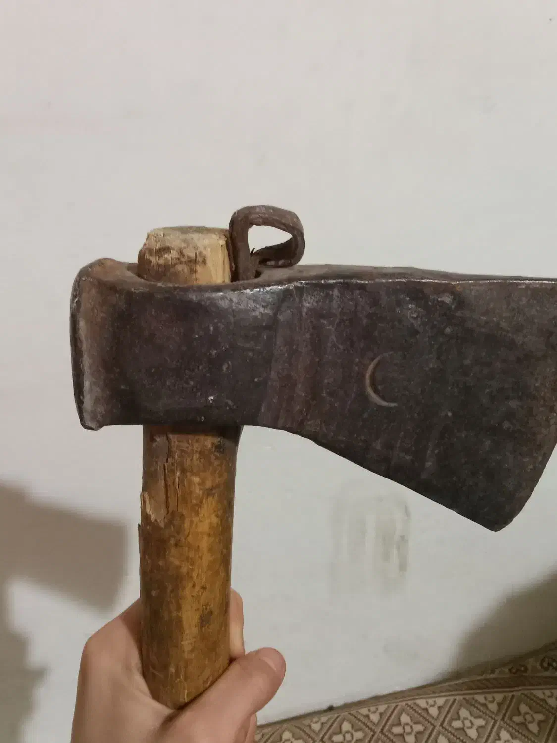 تبر|کلکسیون اشیاء عتیقه|بجنورد, |دیوار