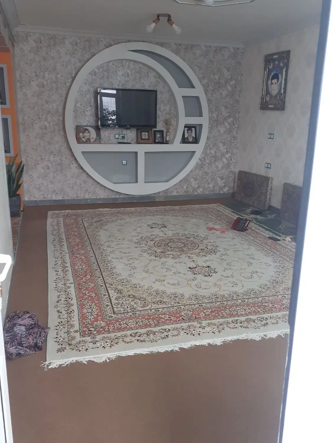 فروش خانه و باغ با امتیاز آب و برق و گاز و تلفن|فروش خانه و ویلا|مشگین شهر, |دیوار