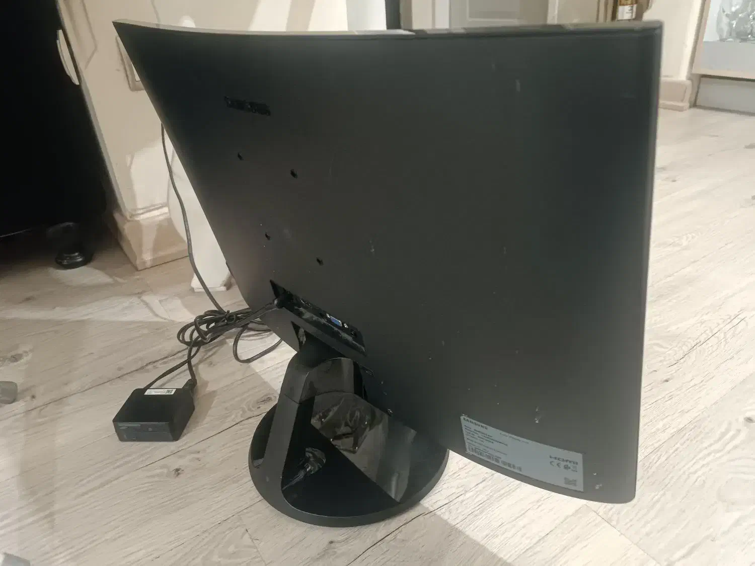 مانیتور سامسونگ 24اینچ منحنی مدل  s24c360eam شکسته|قطعات و لوازم جانبی رایانه|ارومیه, |دیوار