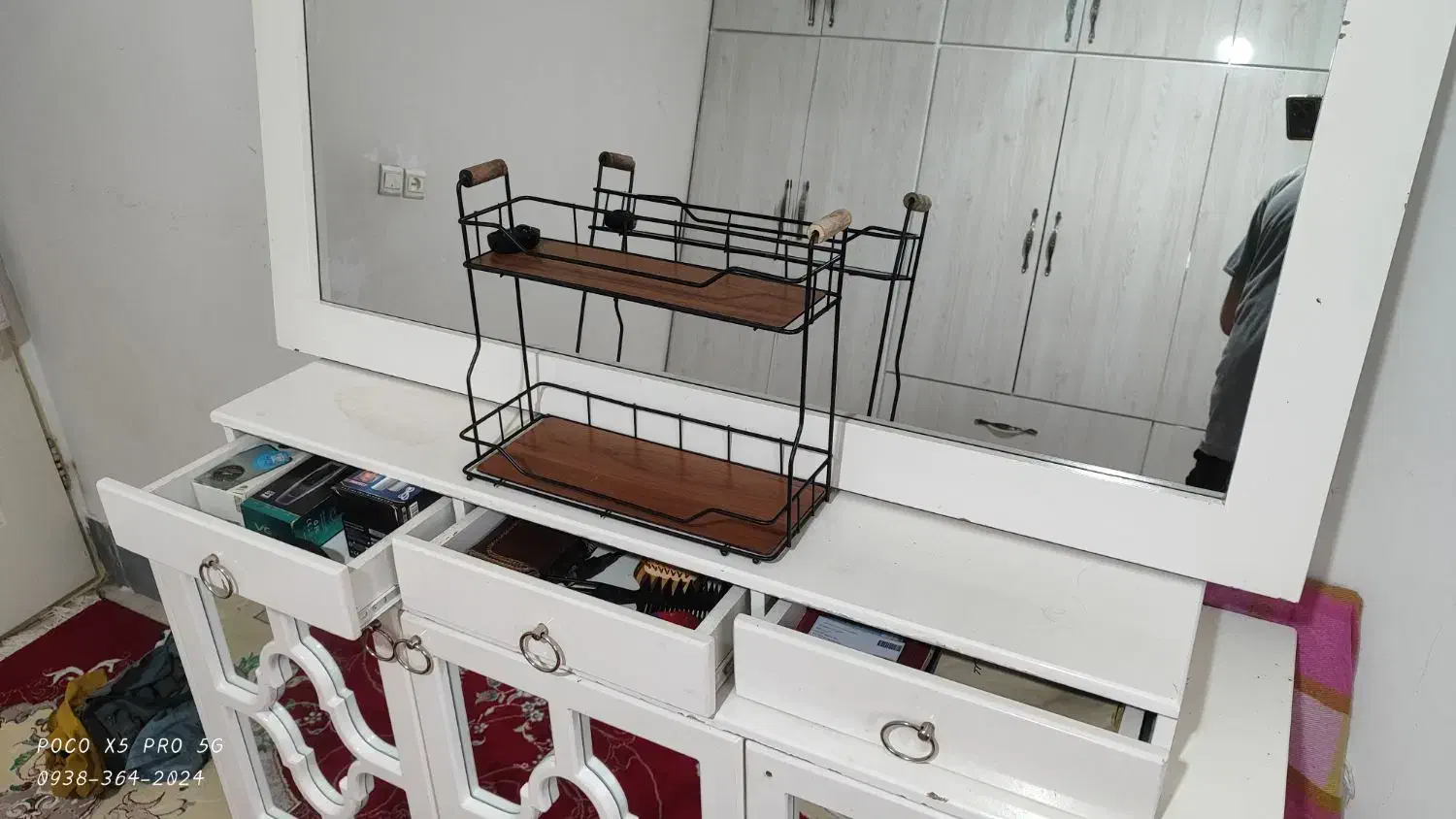 آینه کنسول ۳ درب ۳ کشو|بوفه، ویترین، کنسول|اسلامآباد غرب, |دیوار