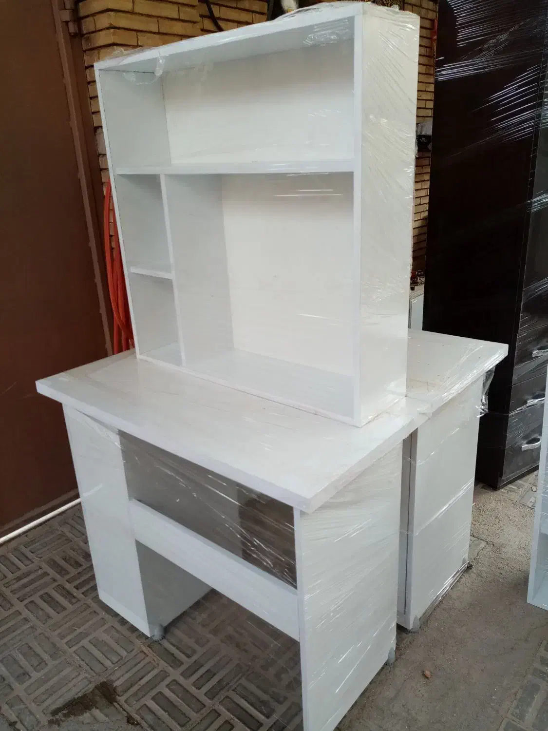 میز دو منظور تحریر و کامپیوتر کتابخانه دار|میز تحریر و کامپیوتر|کرمان, |دیوار