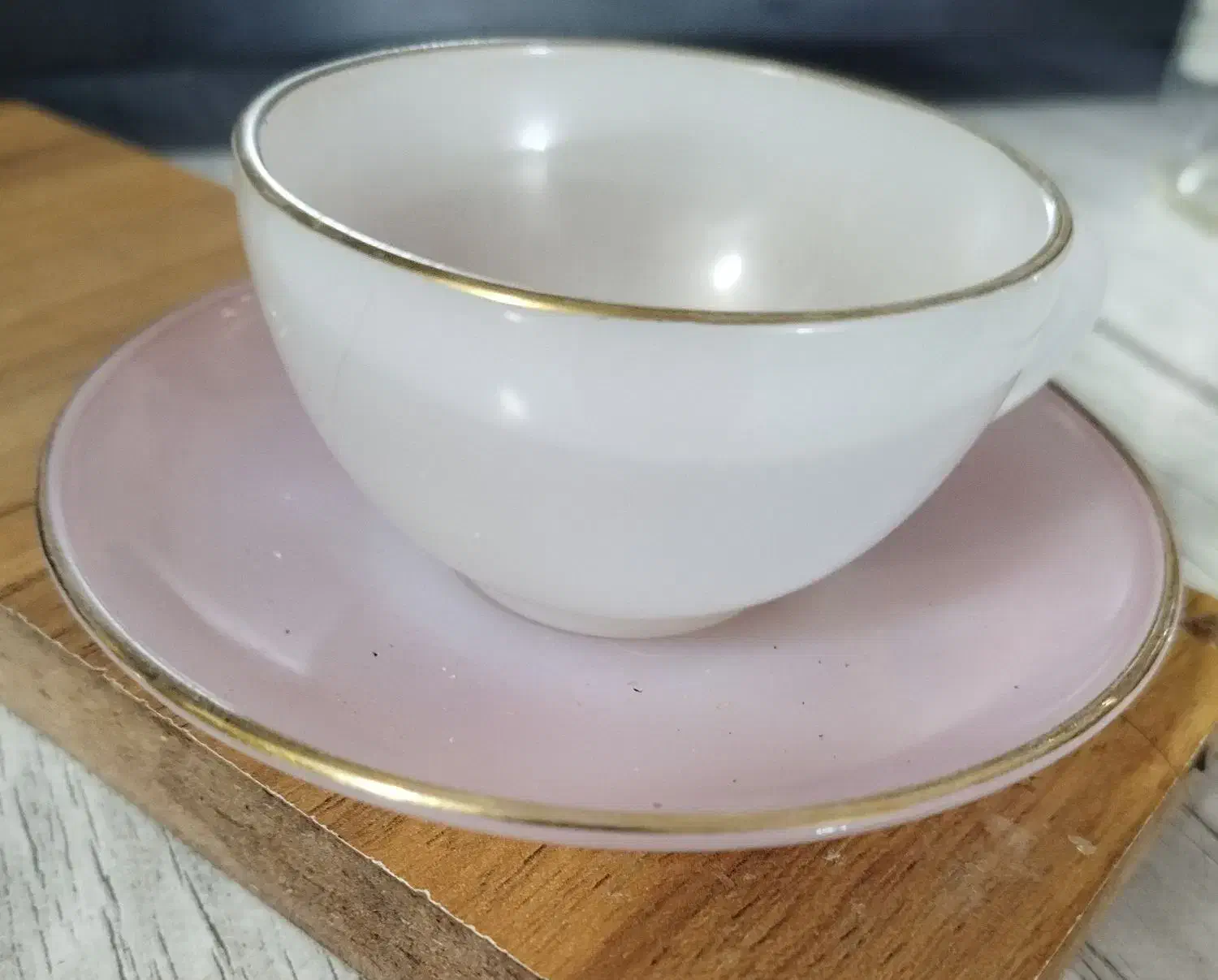 فنجان نعلبکی آرکوپال فرانسه قدیمی|ظروف سرو و پذیرایی|لاهیجان, لیالستان|دیوار