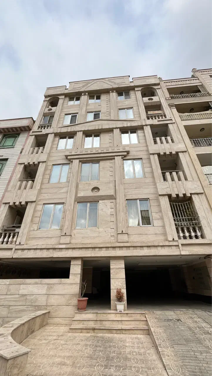 ۵۷متر/رو به افتاب/بوستان های استخر/تراورتن|فروش آپارتمان|تهران, مجیدآباد|دیوار