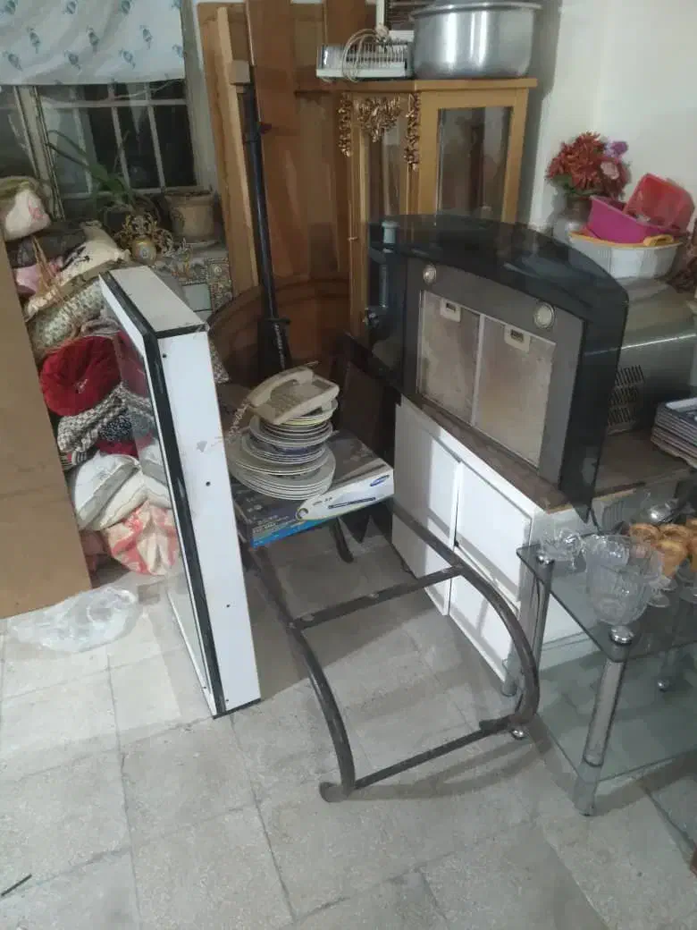 تلویزیون ۲۱ولوازم دست دوم|تلویزیون و پروژکتور|گرمسار, |دیوار