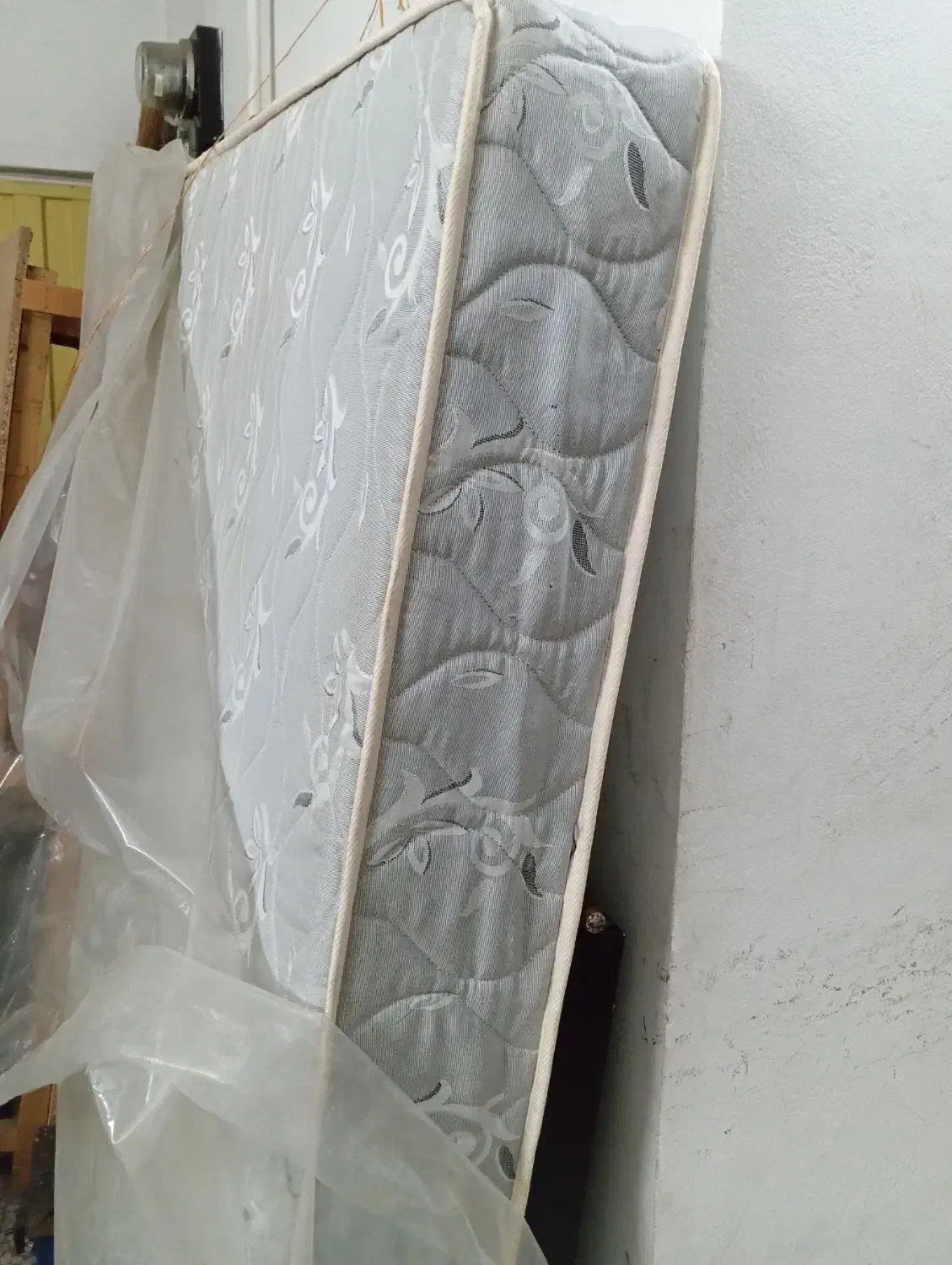 تشک دو نفره فنری|تشک تختخواب|لنگرود, |دیوار