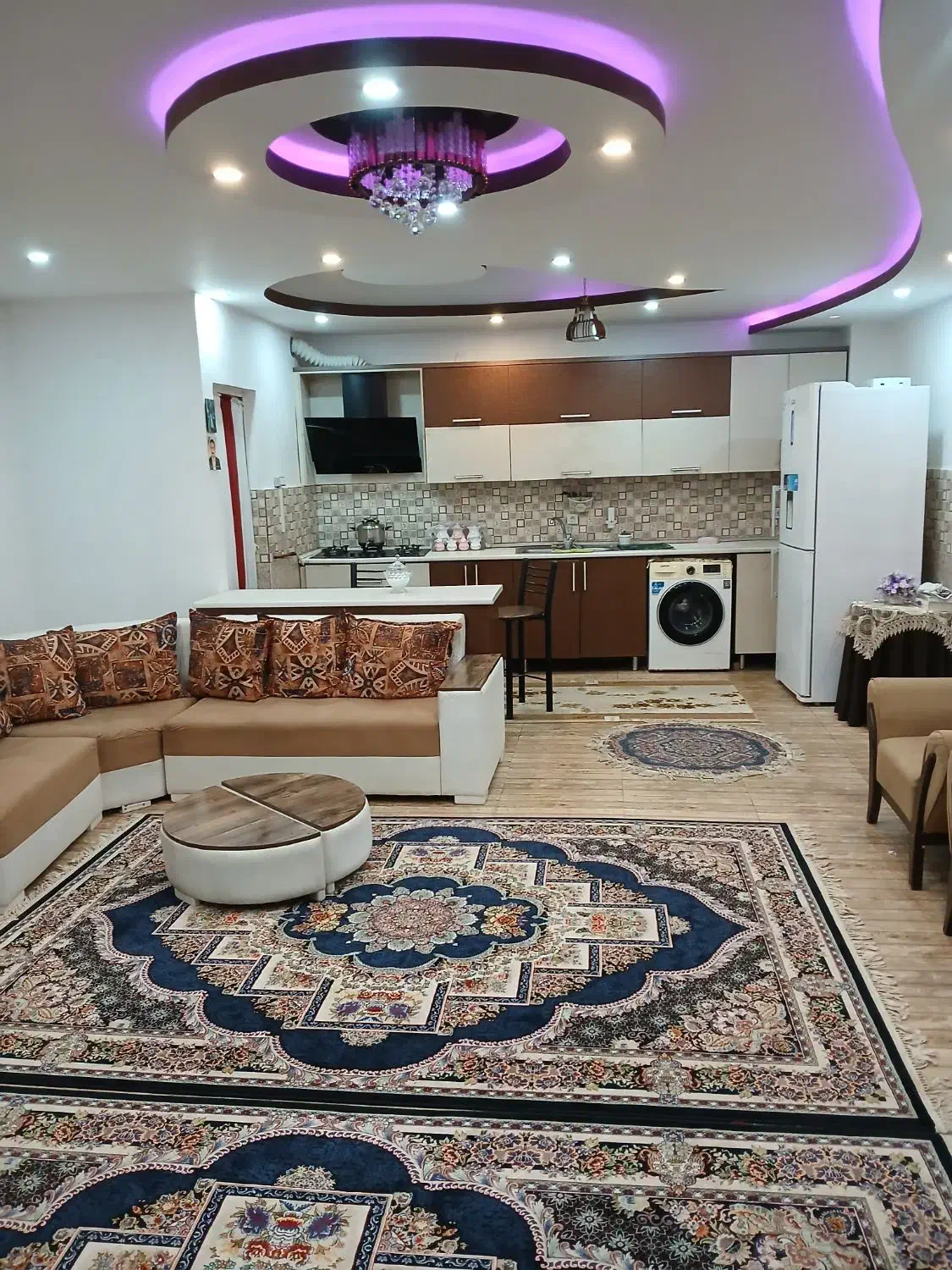 اجاره آپارتمان 100متری شهدا.پاستوریزه.متحدین|اجارهٔ آپارتمان|رشت, پاستوریزه|دیوار