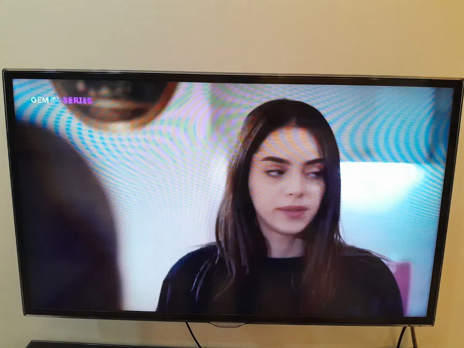 ۳ دستگاه تلویزیون ۴۰ اینچ و ۴۲|تلویزیون و پروژکتور|تهران, شهرک خرازی|دیوار