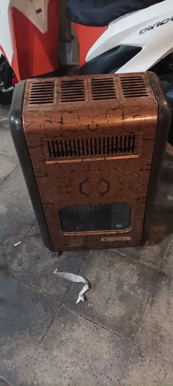 فروش بخاری گازی کاملا سالم|بخاری، هیتر، شومینه|تهران, بوستان سرخه حصار|دیوار