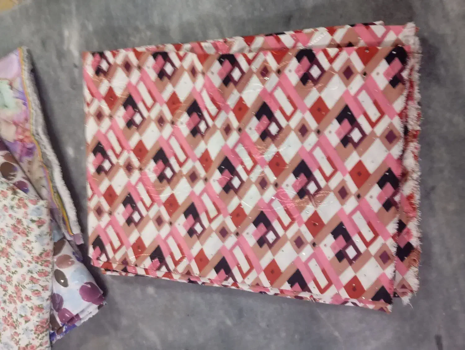 میناب|لباس|میناب, |دیوار