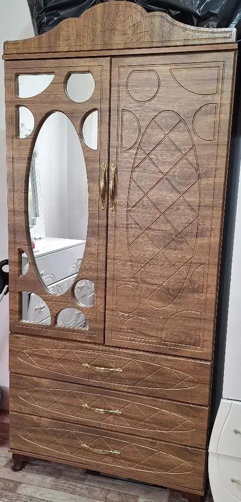 کمد|جاکفشی، کمد، دراور|گرمسار, |دیوار