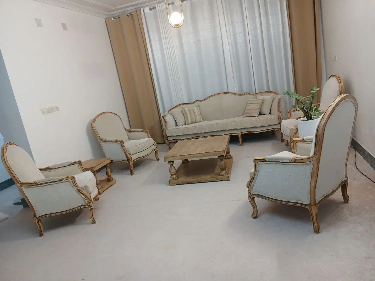 فروش مبل کوئین ابزاری|مبلمان خانگی و میز عسلی|نورآباد ممسنی, |دیوار