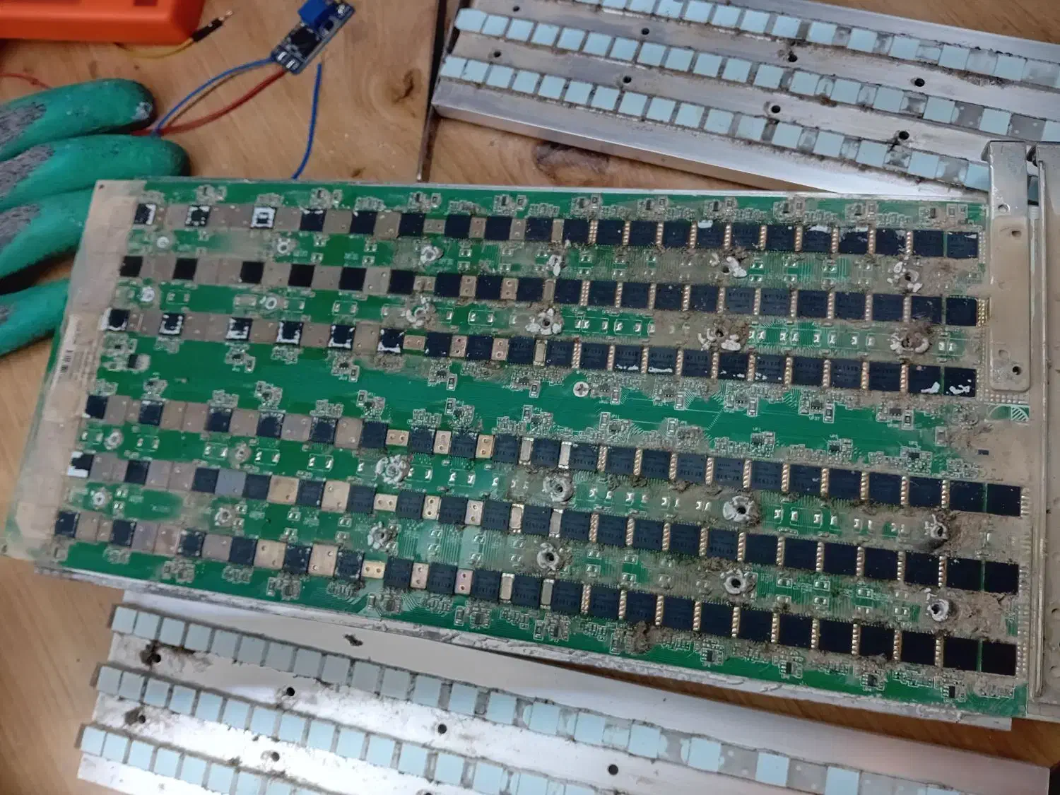 سرویس و تعمیرات ماینر|خدمات رایانه‌ای و موبایل|اهواز, ۳۰ متری|دیوار