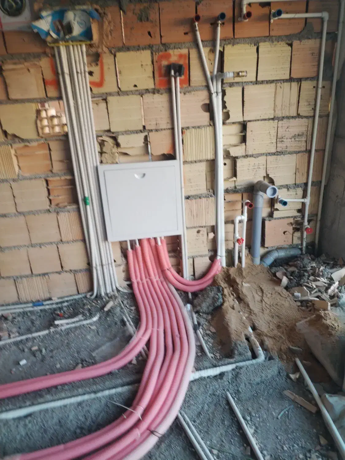 اجرای تاسیسات آب وفاضلاب صفر تاصد|خدمات پیشه و مهارت|اسفراین, |دیوار