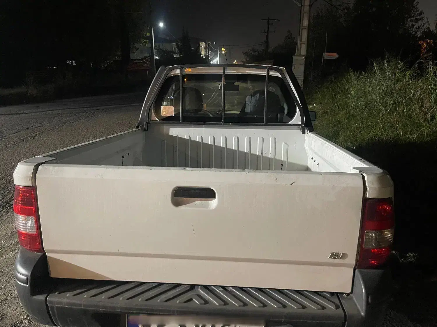 پرایدوانت|خودرو سواری و وانت|لاهیجان, قیام|دیوار