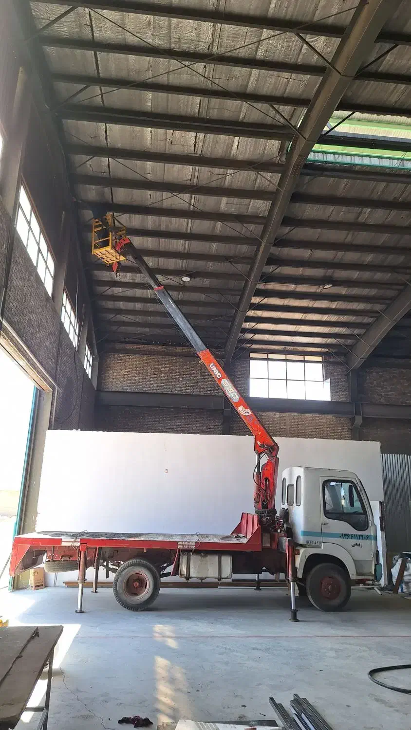 جرثقیل ۳تن دارای سبد نفربر با نازلترین قیمت|خدمات حمل و نقل|گلپایگان, |دیوار