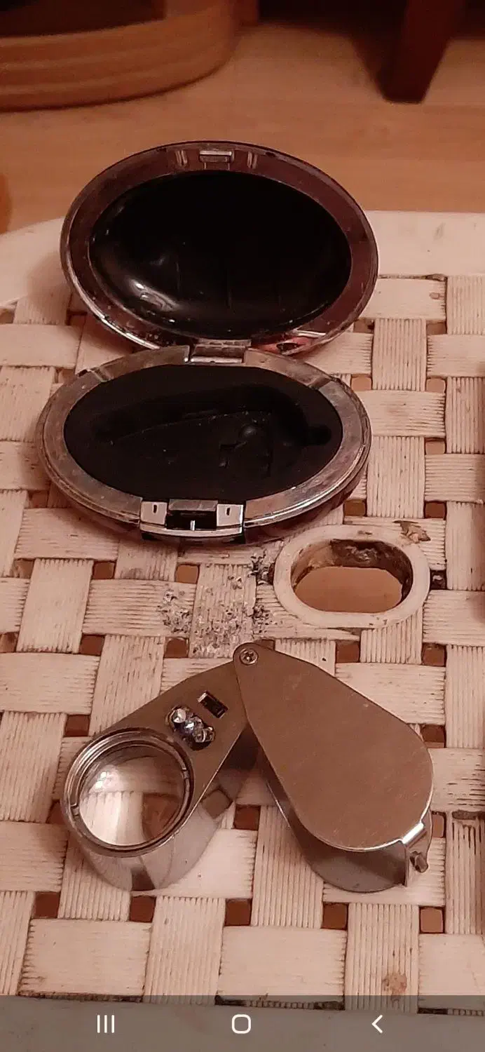 ذره بین|کلکسیون اشیاء عتیقه|تهران, اکباتان|دیوار