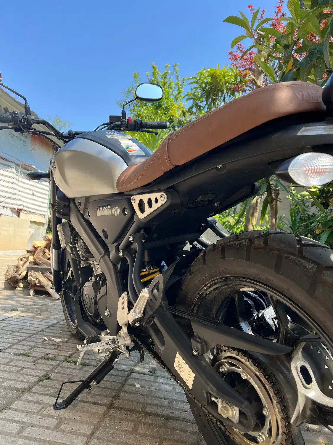 Yamaha XR155|موتورسیکلت|شفت, |دیوار