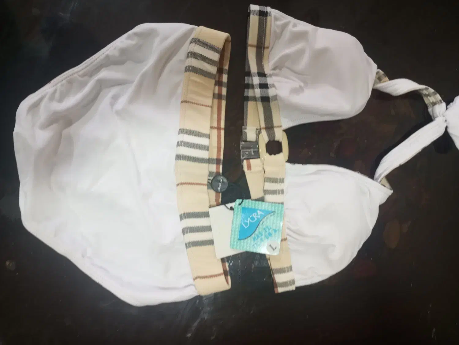 مایو فانتزی|لباس|ریگ, |دیوار