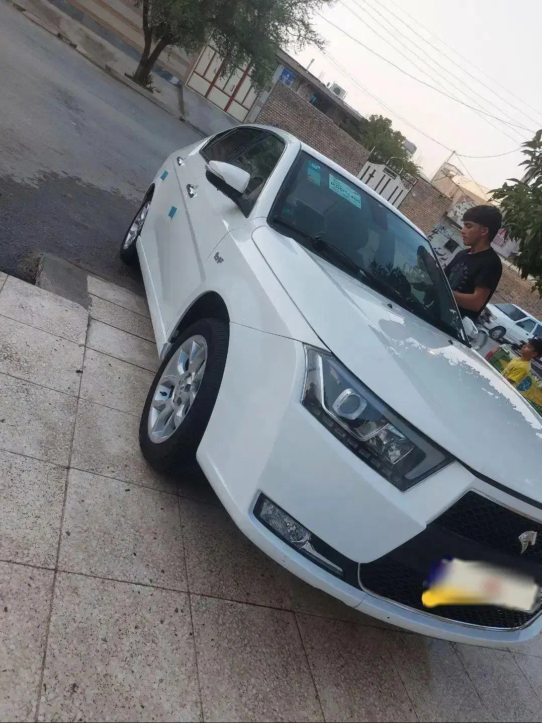 دنا پلاس سفید توربو شارژ اتومات اپشنال مدل ۱۴۰۳|خودرو سواری و وانت|اهواز, شهرک دانشگاه|دیوار