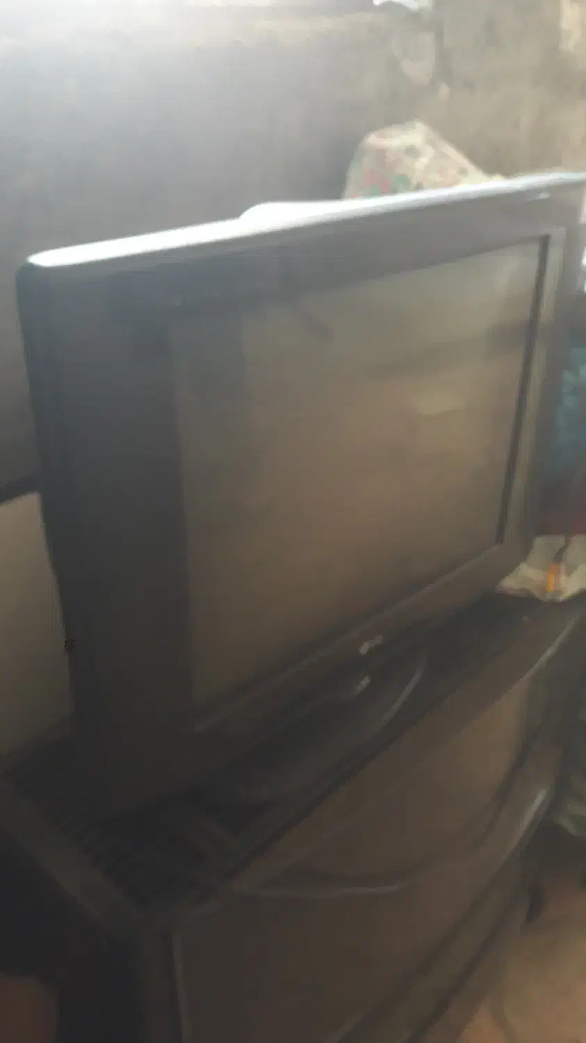 تلویزیون ال جی|تلویزیون و پروژکتور|رضوانشهر, |دیوار