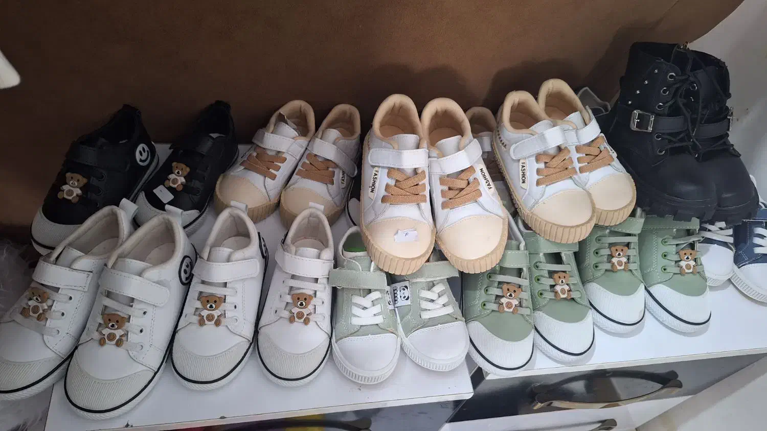 لباس و کفش بچه گانه زمستانه تابستانه|کفش و لباس بچه|دهلران, |دیوار