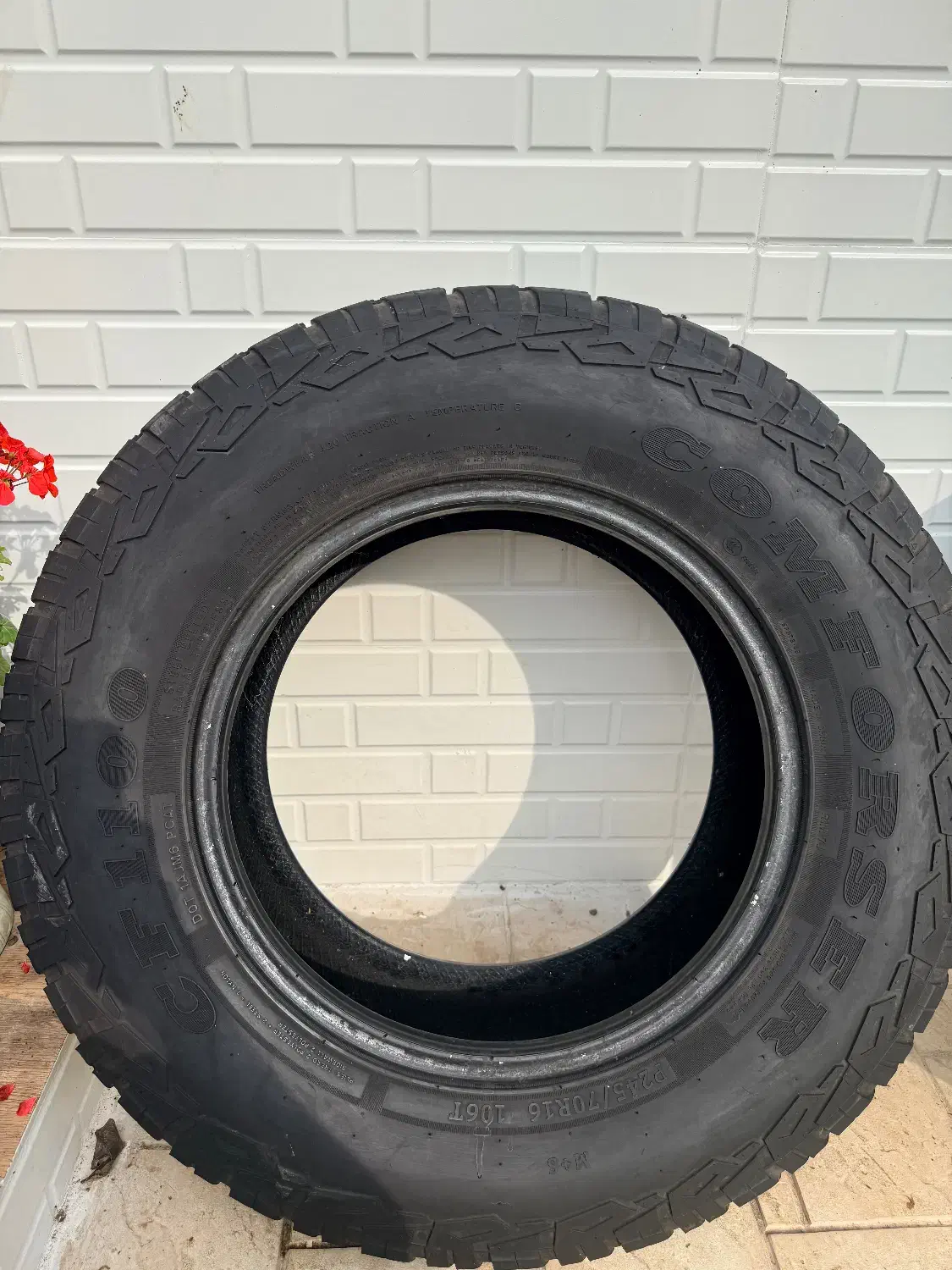 لاستیک آفرود|قطعات یدکی و لوازم جانبی|رشت, حومه رشت|دیوار