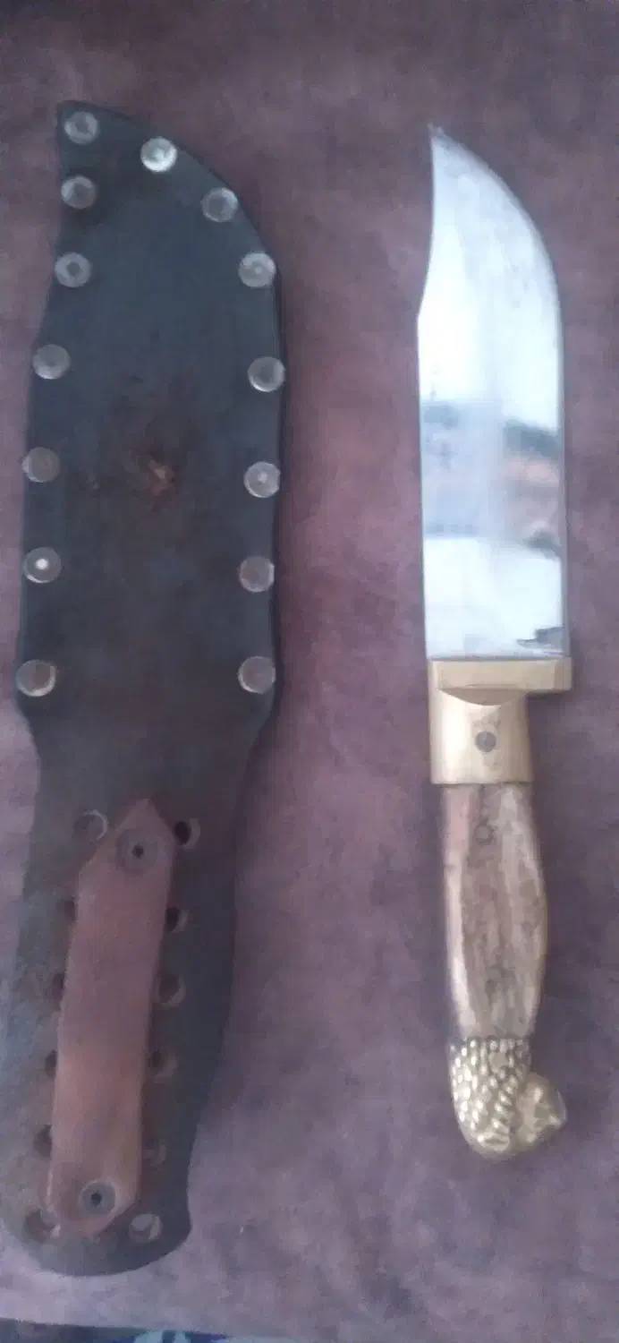 چاقوی دسته شاخ شیر|کلکسیون اشیاء عتیقه|قرچک, داوود آباد|دیوار