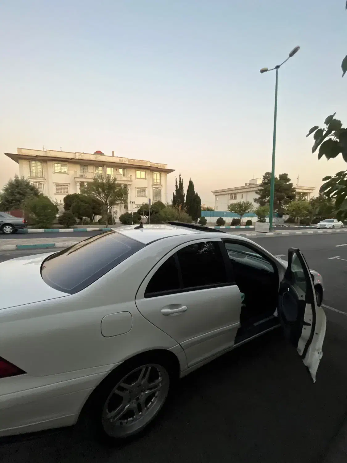 ماشین بنز کلاس c240 مدل ۲۰۰۲|خودرو سواری و وانت|تهران, شهران شمالی|دیوار