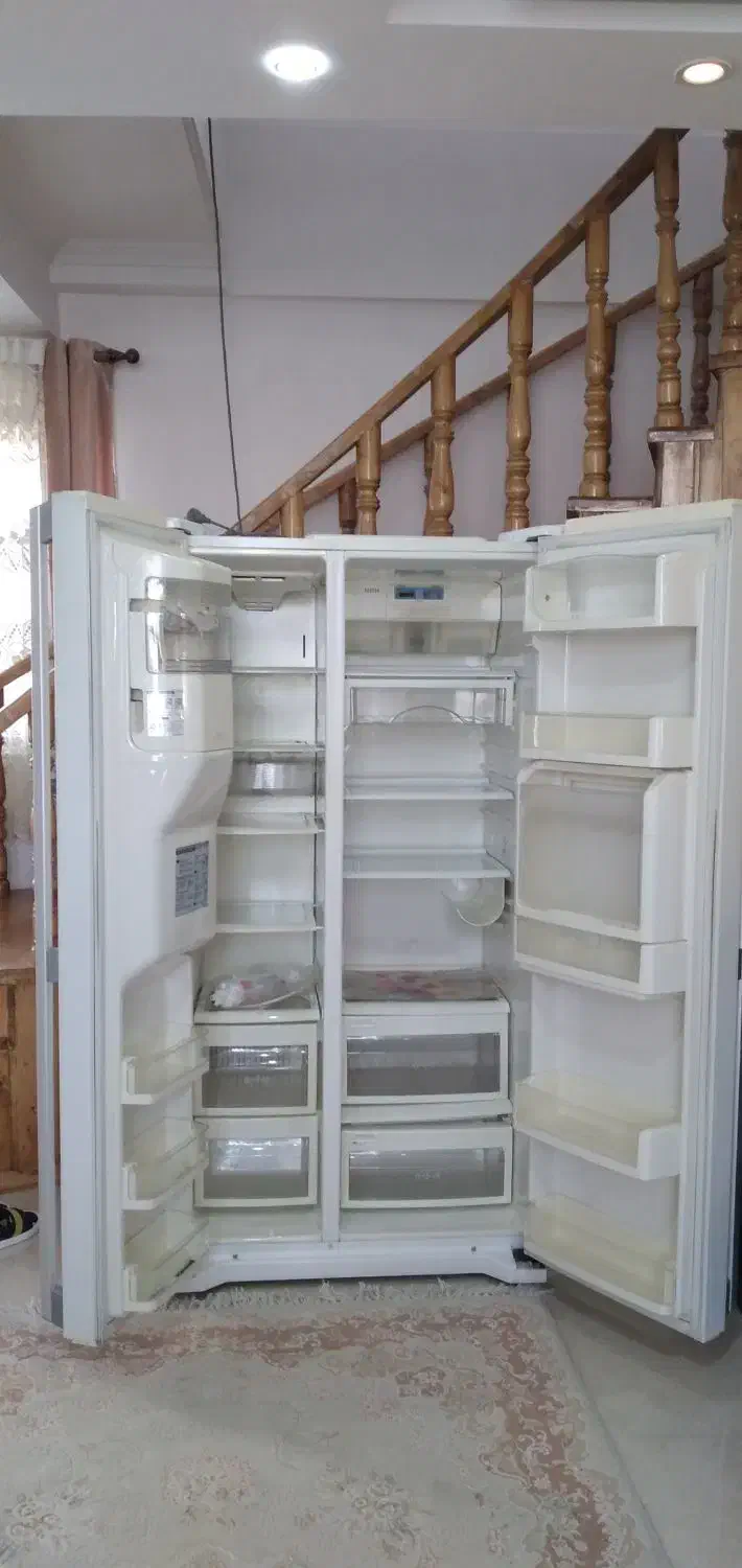 یخچال ساید بای ساید سالم وتمیز LG|یخچال و فریزر|رشت, جانبازان|دیوار