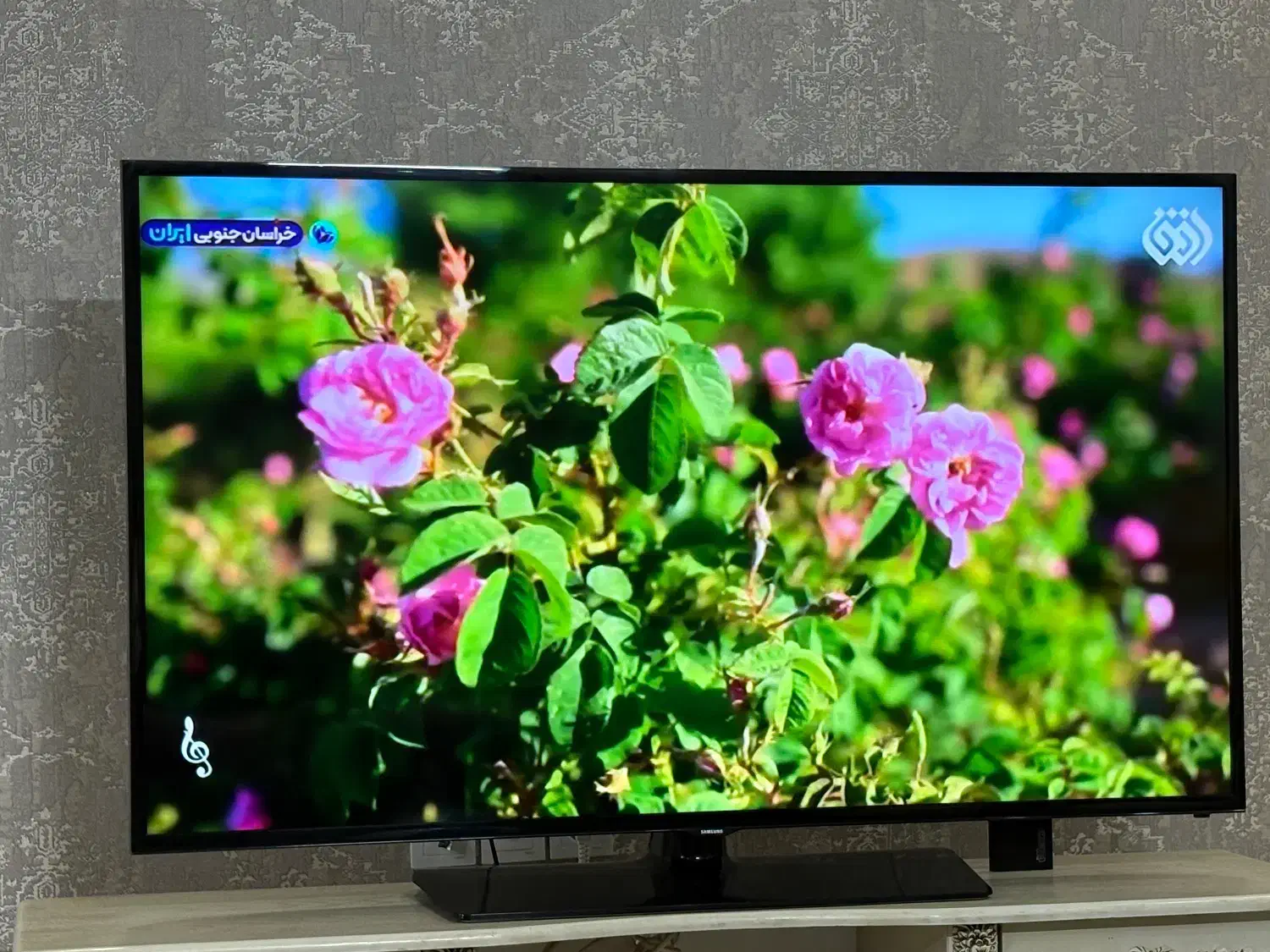 تی وی سامسونگ ۵۸اینچ هوشمند|تلویزیون و پروژکتور|مشهد, عامل|دیوار