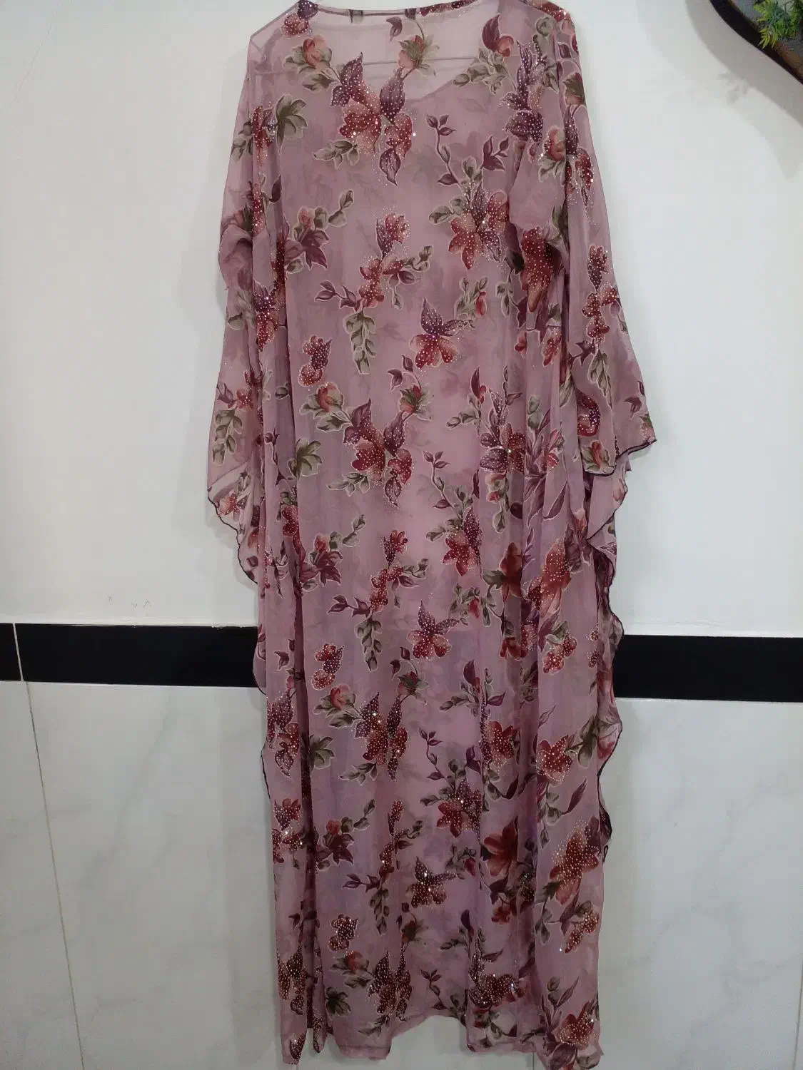 کراس کردی|لباس|جوانرود, |دیوار