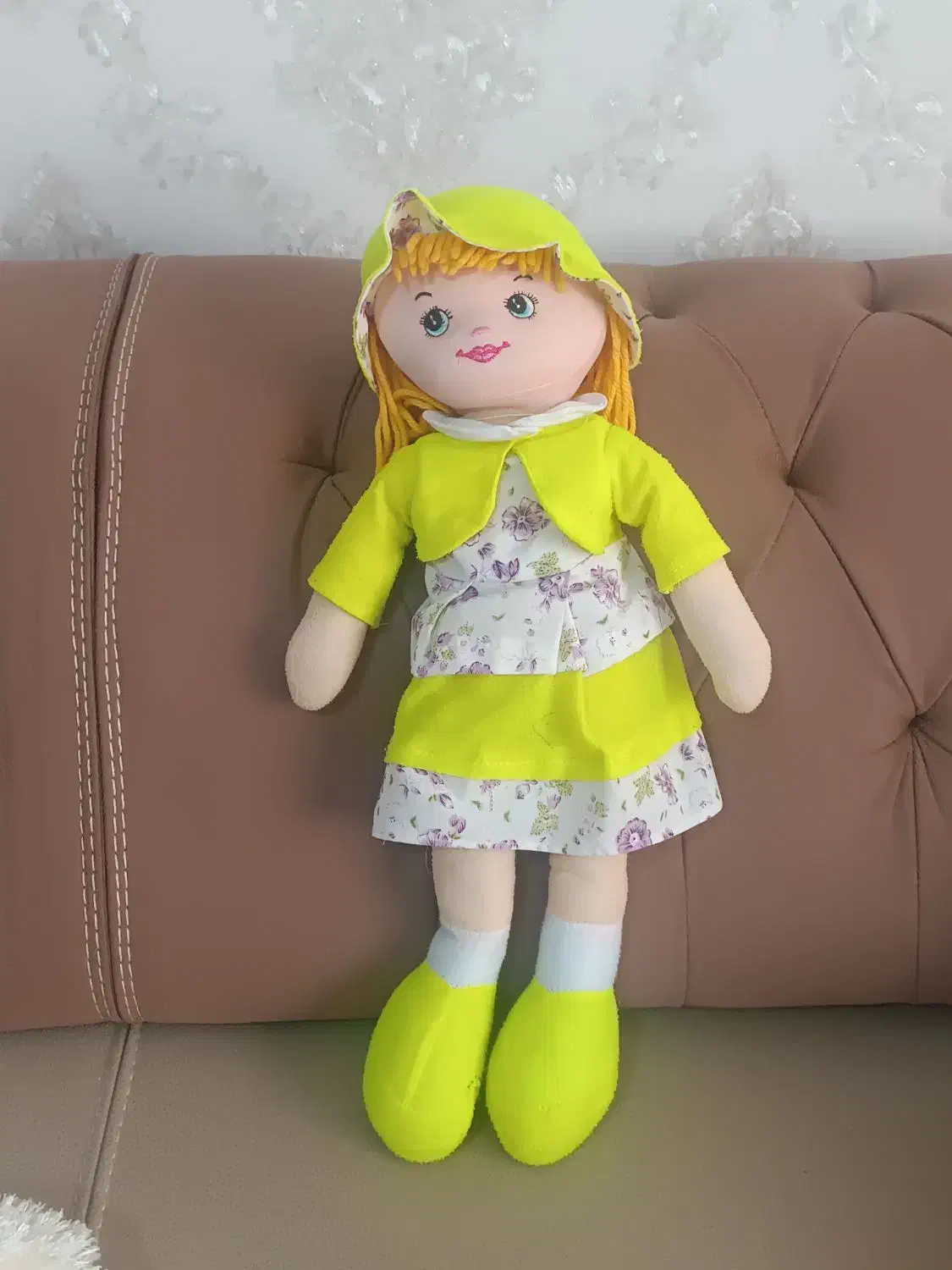 عروسک دخترانه|اسباببازی بچه|نیشابور, گمنام غربی|دیوار