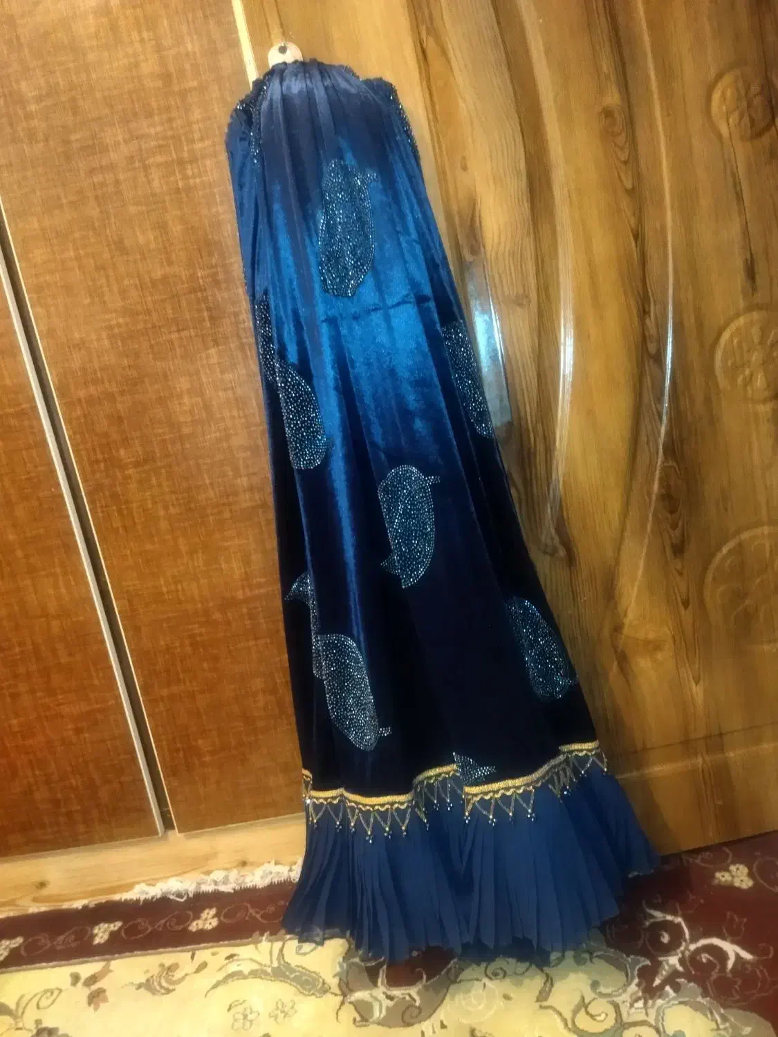 لباس محلی  (لباس لری اصیل)|لباس|یاسوج, |دیوار